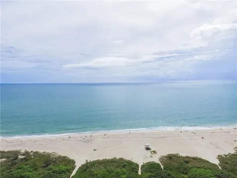 25 Vista Gardens Trail Vero Beach FL 32962