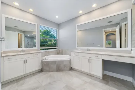 4777 Four Lakes Circle SW Vero Beach FL 32968
