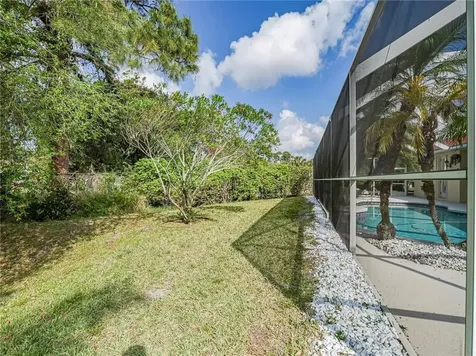 5873 Pine Ridge Circle Vero Beach FL 32967