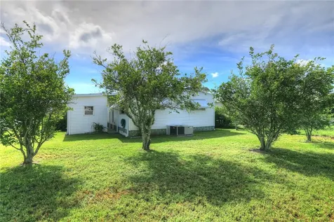 912 Oriole Circle Barefoot Bay FL 32976