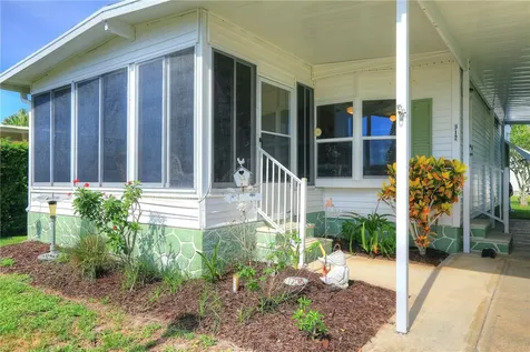 912 Oriole Circle Barefoot Bay FL 32976