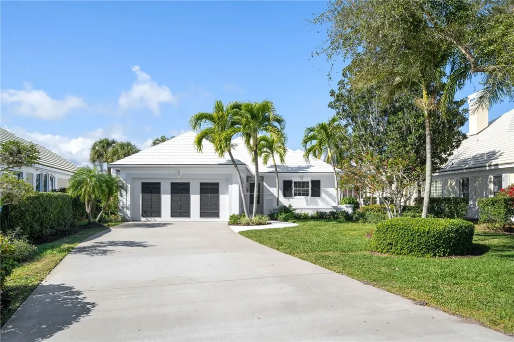 4805 Saint James Avenue Vero Beach FL 32967