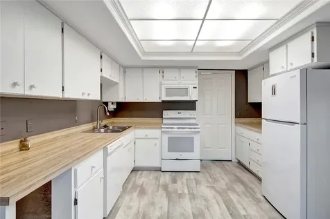 300 Harbour Drive Vero Beach FL 32963