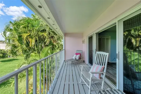 300 Harbour Drive Vero Beach FL 32963