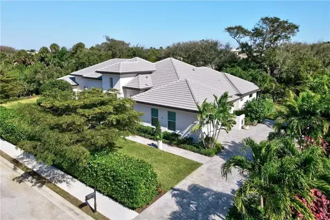 1008 Isla Verde Square Vero Beach FL 32963