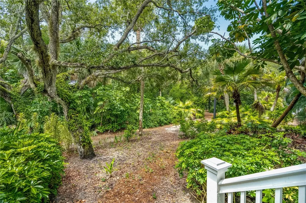 1215 Winding Oaks Circle E Vero Beach FL 32963