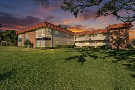 60 Woodland Drive Vero Beach FL 32962