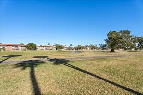 60 Woodland Drive Vero Beach FL 32962