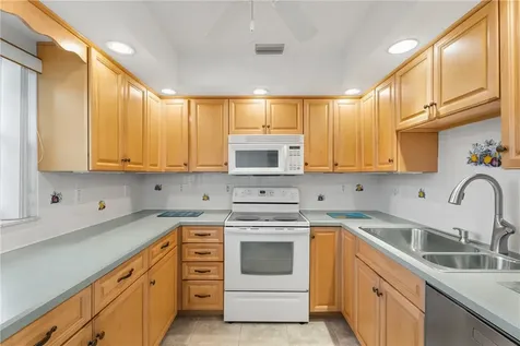 60 Woodland Drive Vero Beach FL 32962