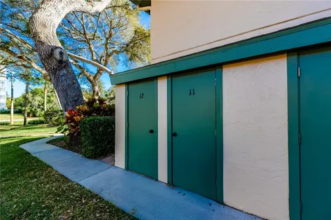 910 E Causeway Boulevard Vero Beach FL 32963