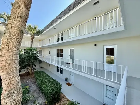 200 Greytwig Road Vero Beach FL 32963