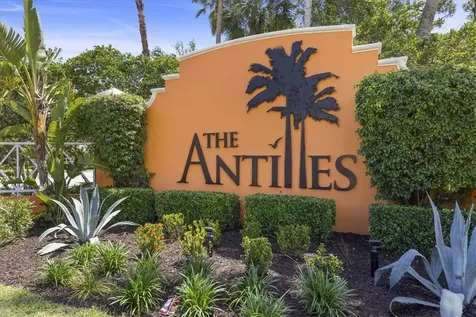 2830 Saint Barts Square Vero Beach FL 32967