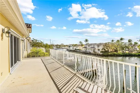 1295 Marina Village Circle Vero Beach FL 32967