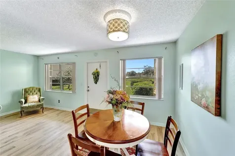 98 Spring Lake Drive Vero Beach FL 32962