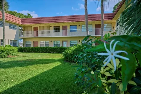 33 Vista Gardens Trail Vero Beach FL 32962