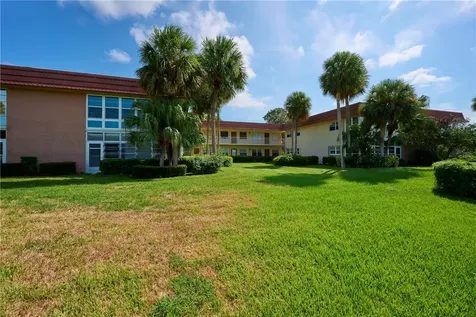 33 Vista Gardens Trail Vero Beach FL 32962
