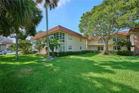 33 Vista Gardens Trail Vero Beach FL 32962