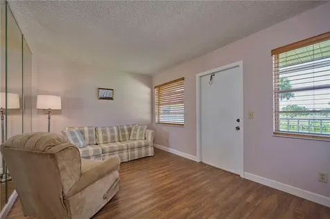 33 Vista Gardens Trail Vero Beach FL 32962