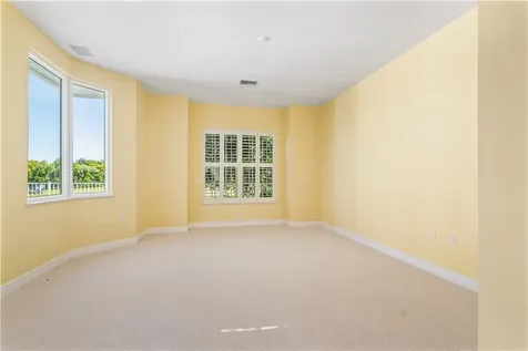 4710 Hamilton Court Vero Beach FL 32967