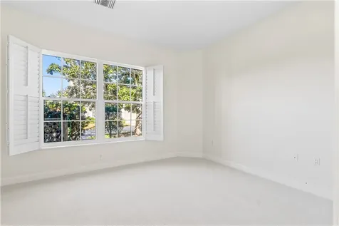 4710 Hamilton Court Vero Beach FL 32967