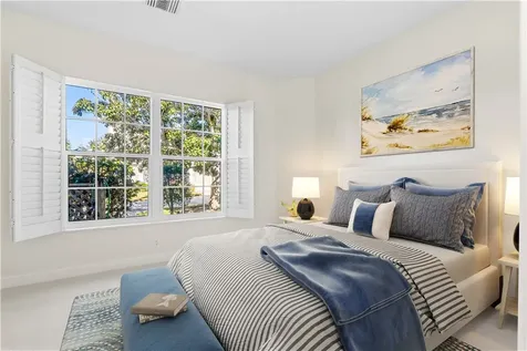 4710 Hamilton Court Vero Beach FL 32967