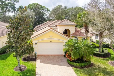 8821 Champions Way Port St Lucie FL 34986