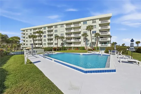 4049 Ocean Drive Vero Beach FL 32963
