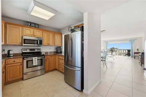 4049 Ocean Drive Vero Beach FL 32963