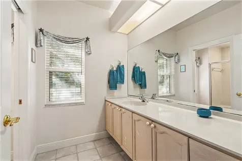 1850 Paseo Del Lago Lane Vero Beach FL 32967
