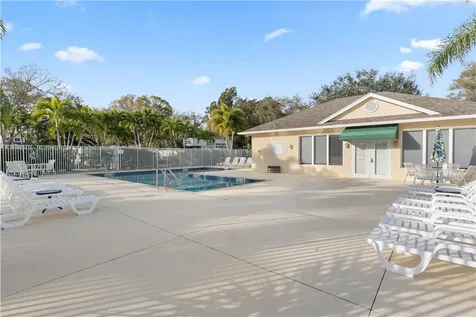 530 6th Street Vero Beach FL 32962