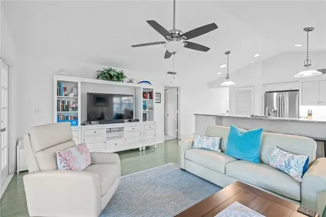 1295 Winding Oaks Circle E Vero Beach FL 32963
