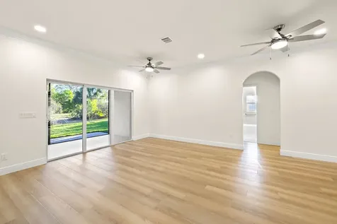 4805 66th Lane Vero Beach FL 32967