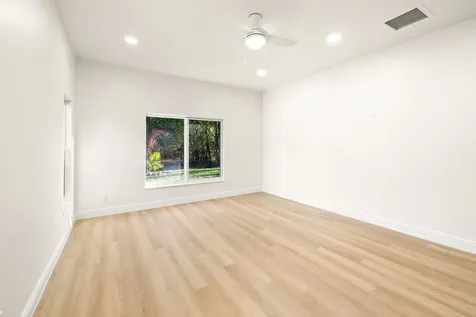 4805 66th Lane Vero Beach FL 32967
