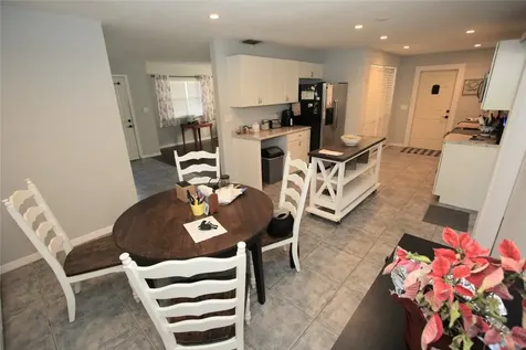 8205 93rd Avenue Vero Beach FL 32967