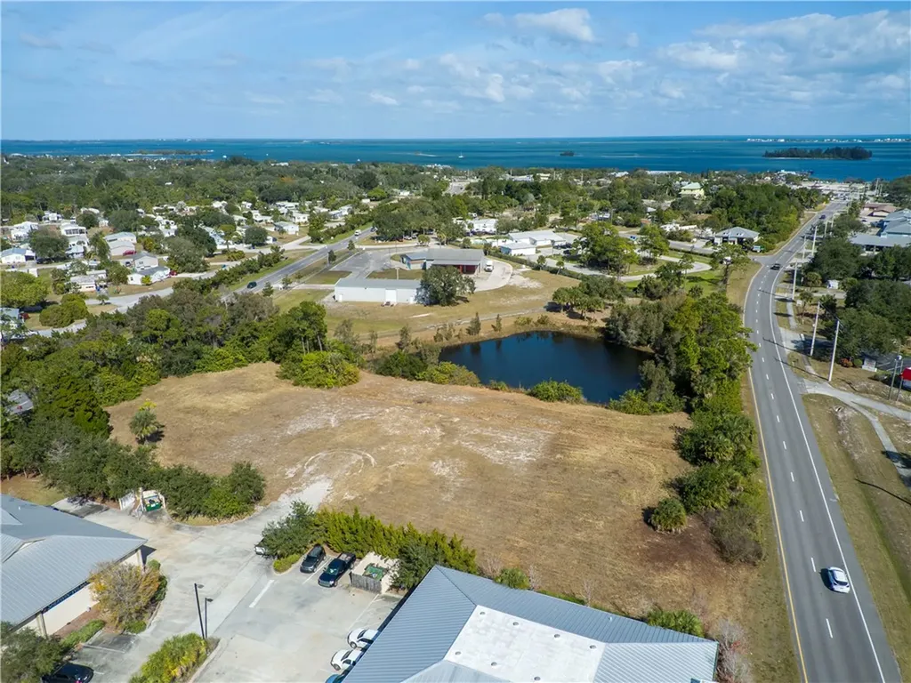 200 & 203 Sebastian Boulevard Sebastian FL 32958