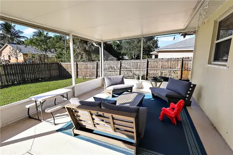 865 18th Street SW Vero Beach FL 32962
