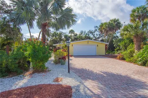 618 Holly Road Vero Beach FL 32963