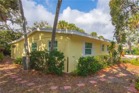 618 Holly Road Vero Beach FL 32963