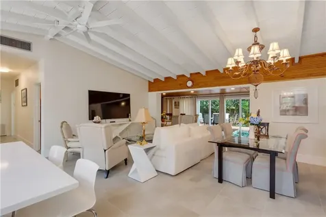 618 Holly Road Vero Beach FL 32963