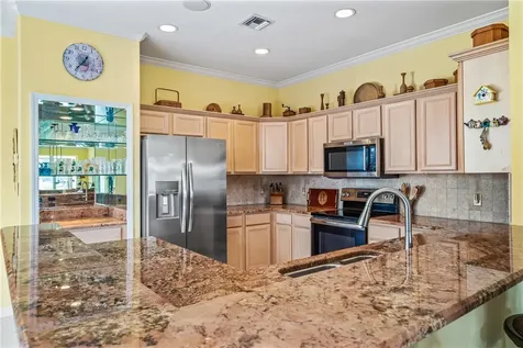 747 Hampton Woods Lane SW Vero Beach FL 32962
