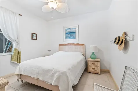 747 Hampton Woods Lane SW Vero Beach FL 32962