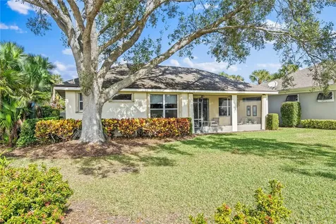 747 Hampton Woods Lane SW Vero Beach FL 32962