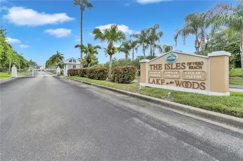 1807 Aynsley Way Vero Beach FL 32966