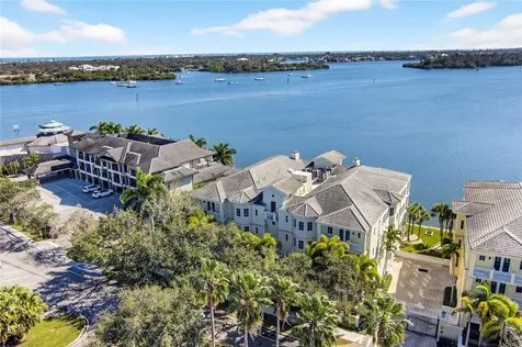 3 Royal Palm Point Vero Beach FL 32960