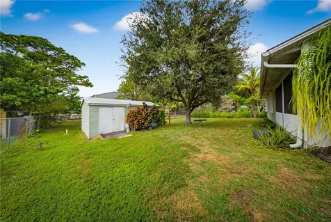 5809 Seagrape Drive Fort Pierce FL 34982