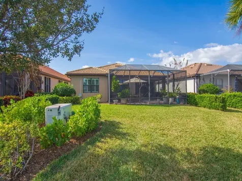 5041 Pendelton Square Vero Beach FL 32967