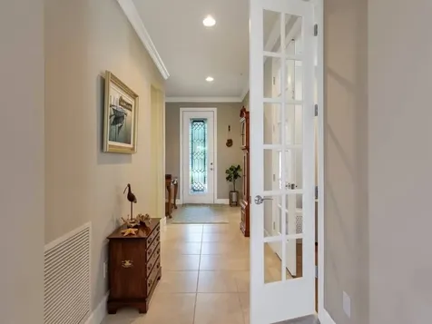 5041 Pendelton Square Vero Beach FL 32967