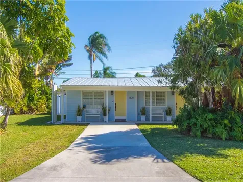 1520 4th Avenue Vero Beach FL 32960