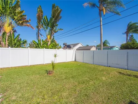 1520 4th Avenue Vero Beach FL 32960