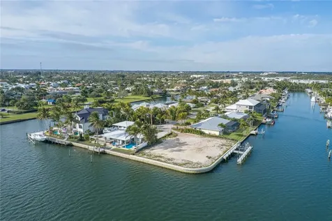 3 Sailfish Road Vero Beach FL 32960